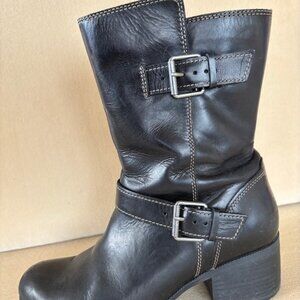 Clarks black leather boots size 9